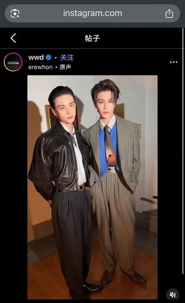 丁禹兮 黄铉辰VERSACE秀场同框图 ​​​