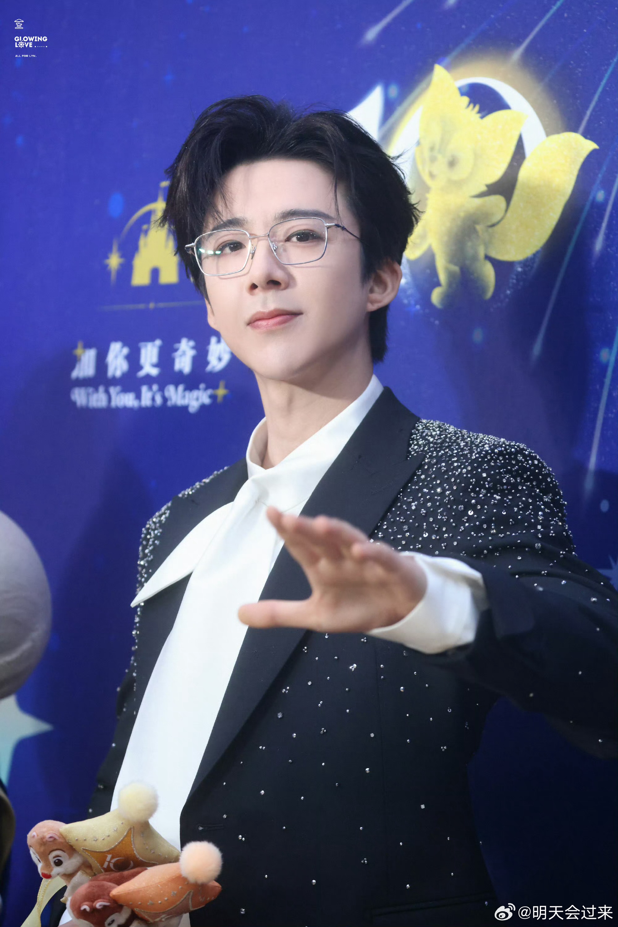 刘宇宁地球超新鲜 ｜刘宇宁海飞丝品牌代言人 ｜摩登兄弟  炽烈心怀，一生所爱。跨