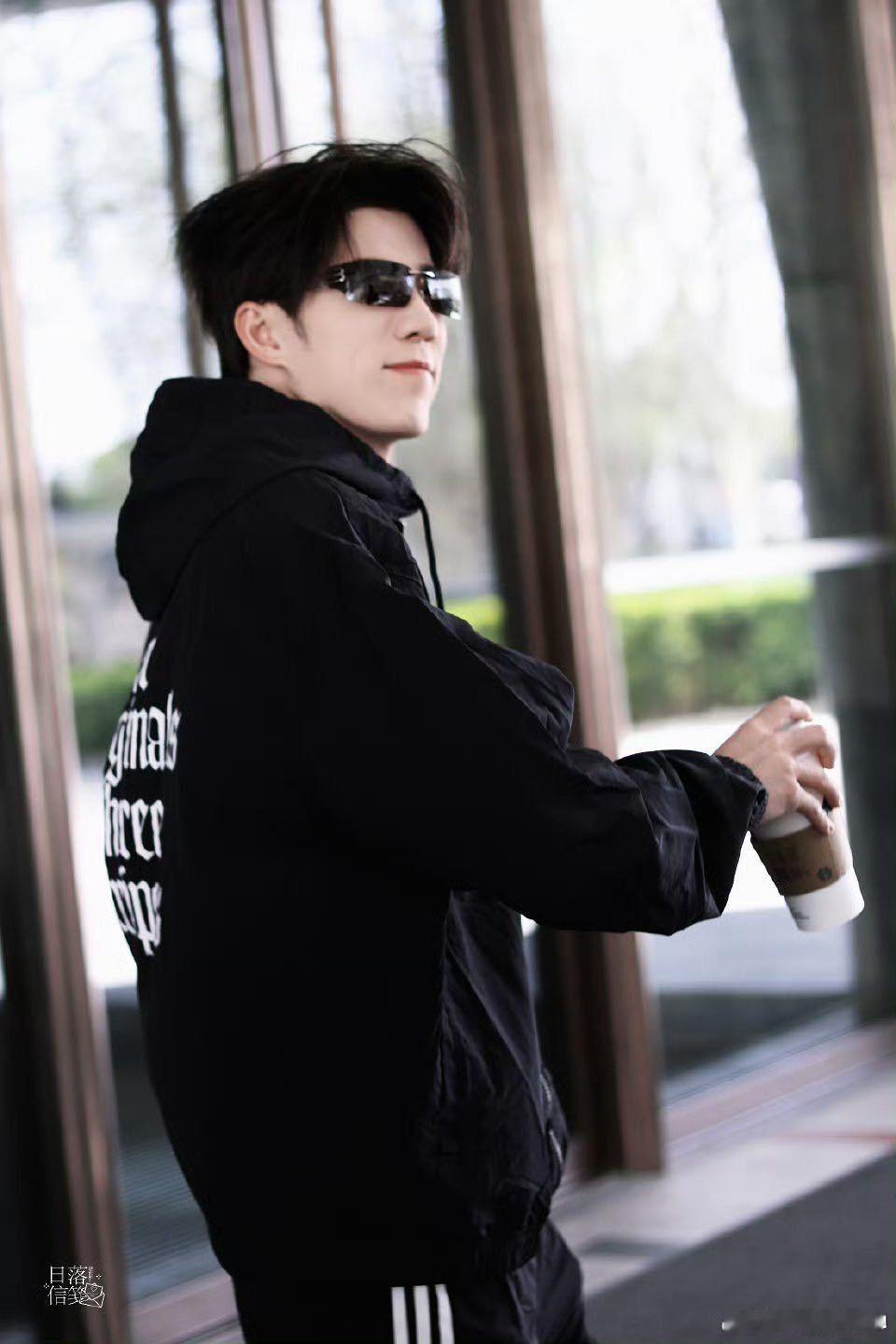 颜安推荐鹭卓来参加合伙人 看种地吧就超喜欢鹭卓，踏实努力不矫情，人还温柔细心，团