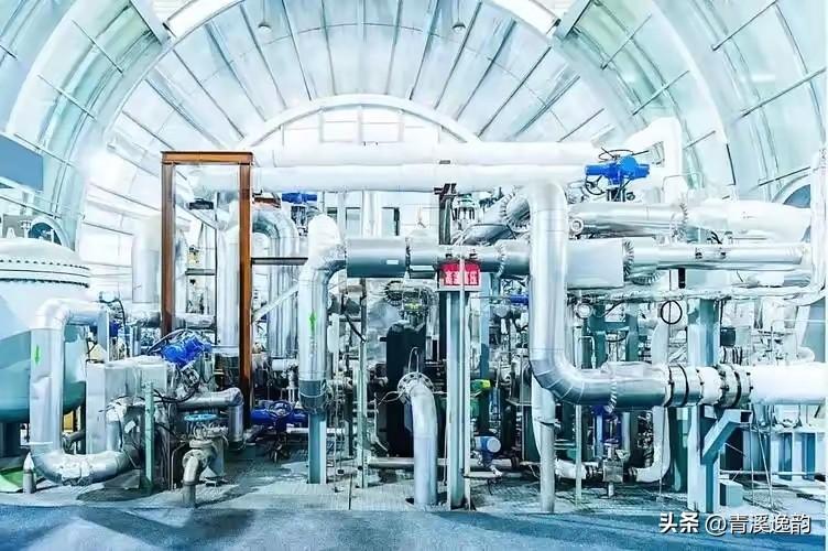 全球能源界的目光正聚焦于四川成都核动力研究设计院的实验室与贵州六盘水的示范电站。