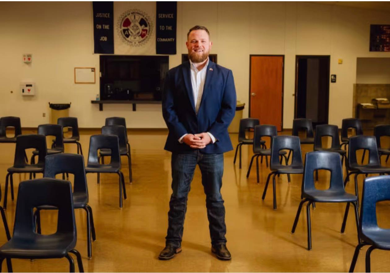 CNN预测，在德克萨斯州，民主党人泰勒·雷赫梅特翻转了一个特朗普在2024年赢下