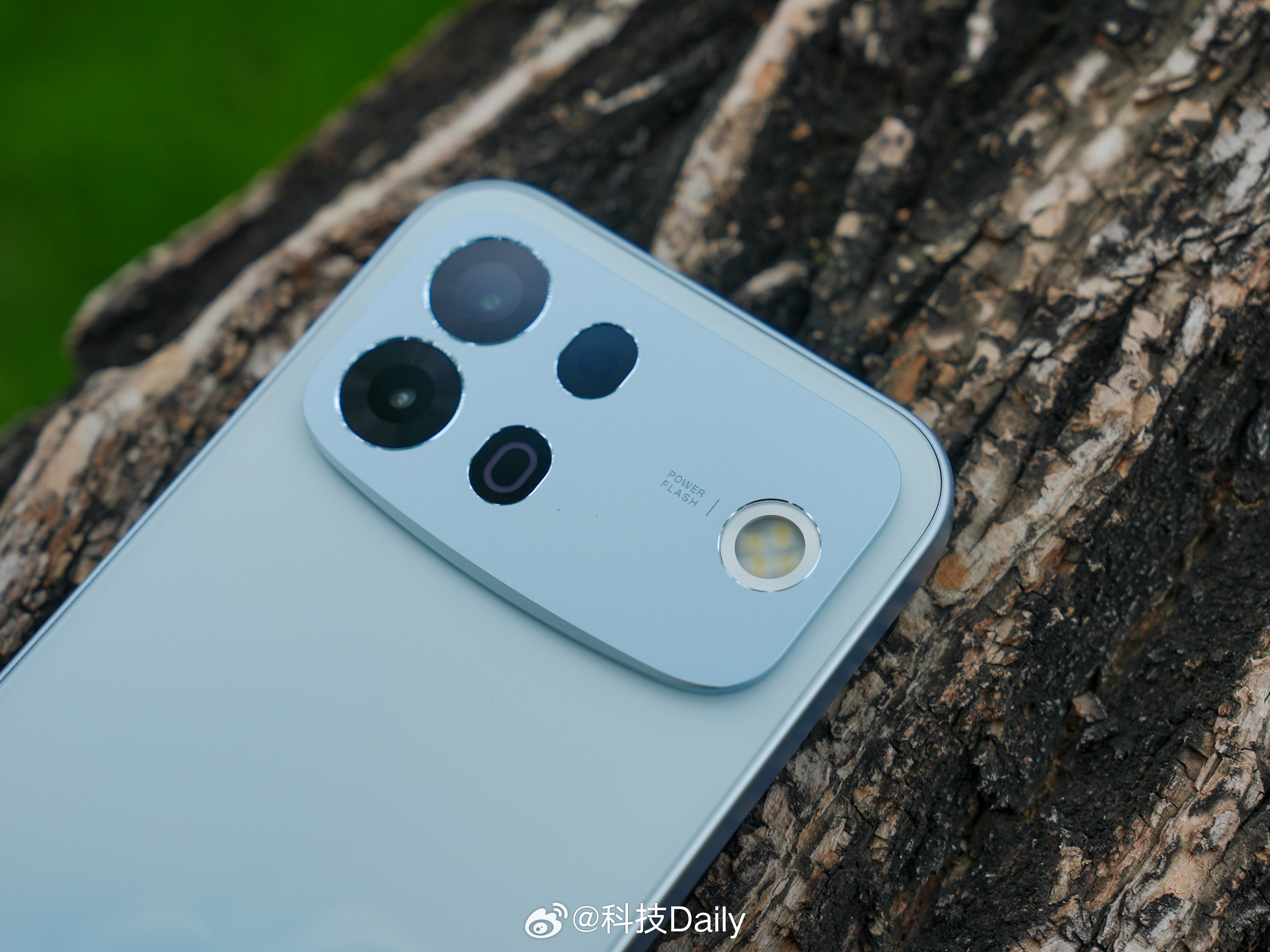 在大自然中来一组OPPO A7 Pro Max的实拍~OPPO A7 Pro M
