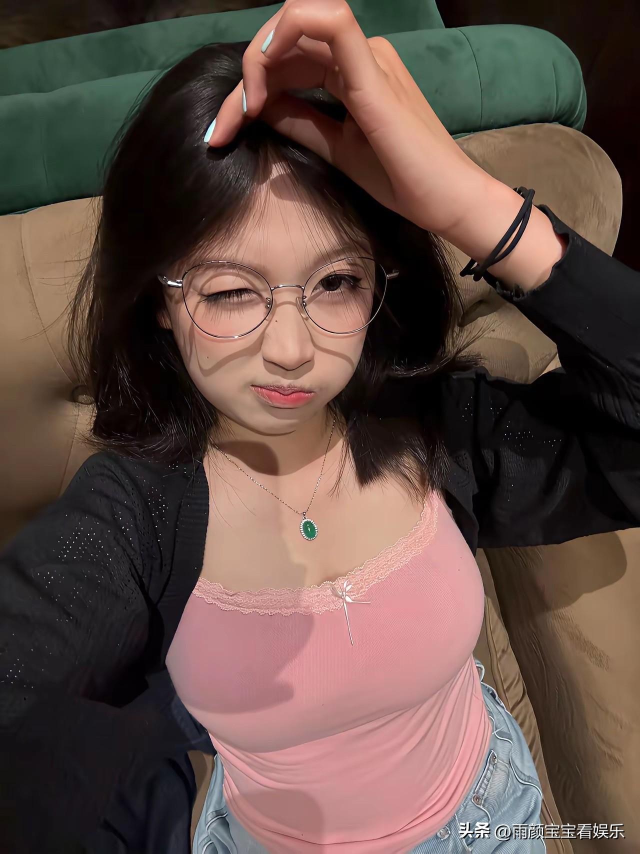 网友：一看就知道，这是一个黄花大闺女啊！