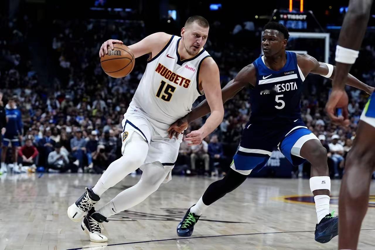 森林狼2比1掘金掘金和森林狼系列赛的胜负手，就是伤病！掘金输了G3，少了戈登和沃