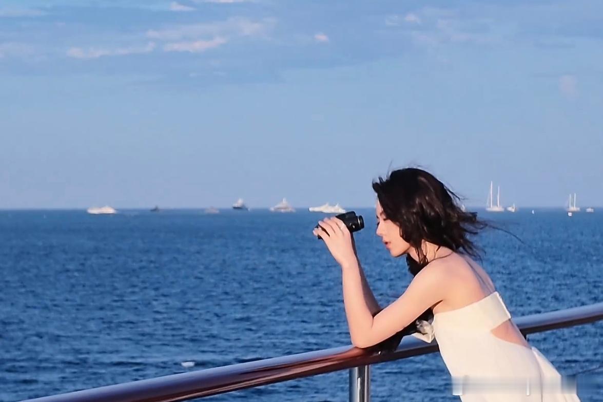 今夕赫夕 麦麦你是海的女儿🌊🐚🧜🏻♀️ 