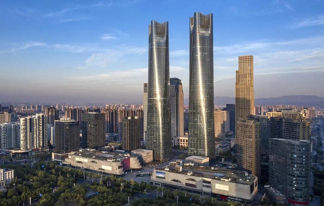 公交运营，难以为继。要找到背后的主要矛盾。

各地都传来这个消息，除了财政支出困