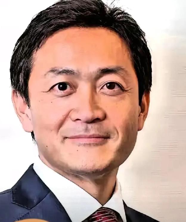 突发！日本在野党联手“逼宫”，高市早苗首相宝座悬了！
好家伙！日本政坛刚刚上演了