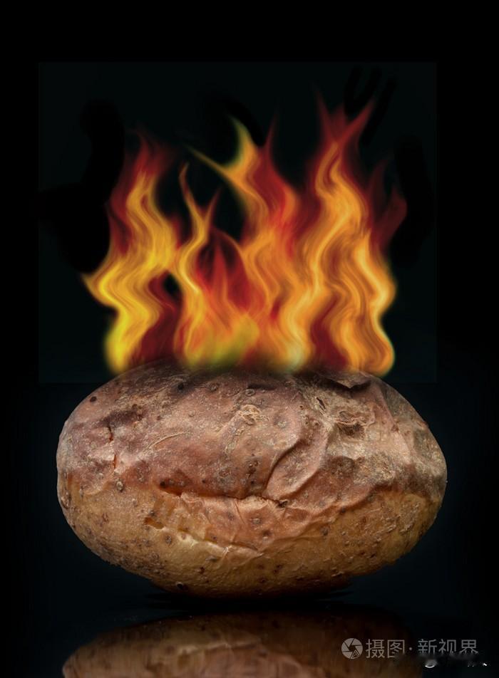 多套房成烫手山芋？尤其三四线城市老破小。这些年房价持续下跌，给持有多套房者带来很