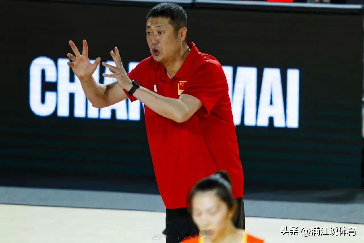 中国女排拒绝“一点攻”。赵勇在接受采访时表示，这几天的中国队做了重点训练，“队员