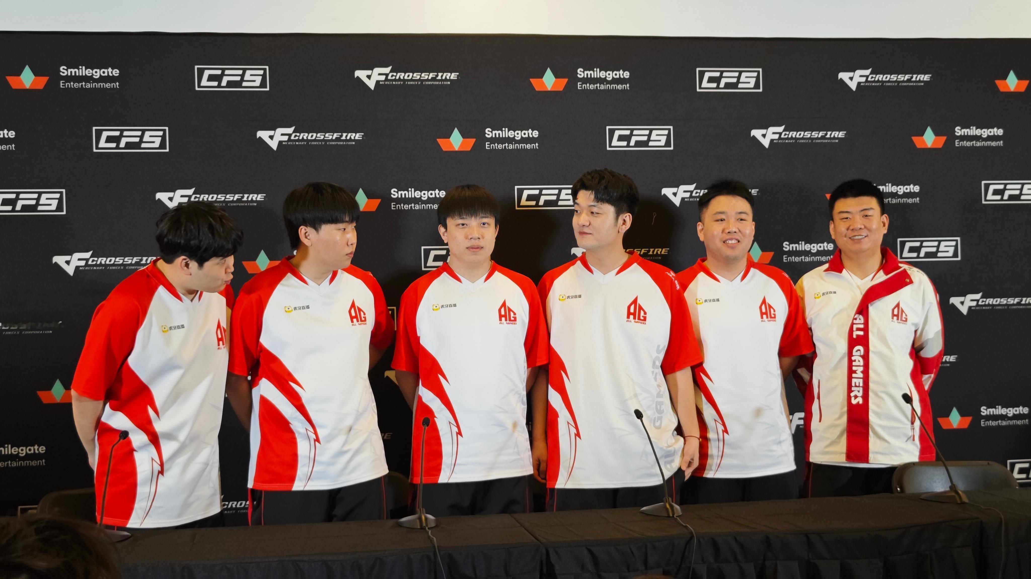 来看大家群访大合照2025CFS世界总决赛2025CFS敢赢电竞嘉年华