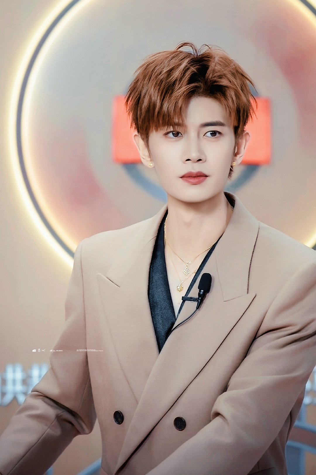 任嘉伦🌻♡ℒฺℴฺνℯฺ任嘉伦💓𝓁𝓸𝓋𝓮 𝓎𝓸𝓊 𝒻𝓸𝓇