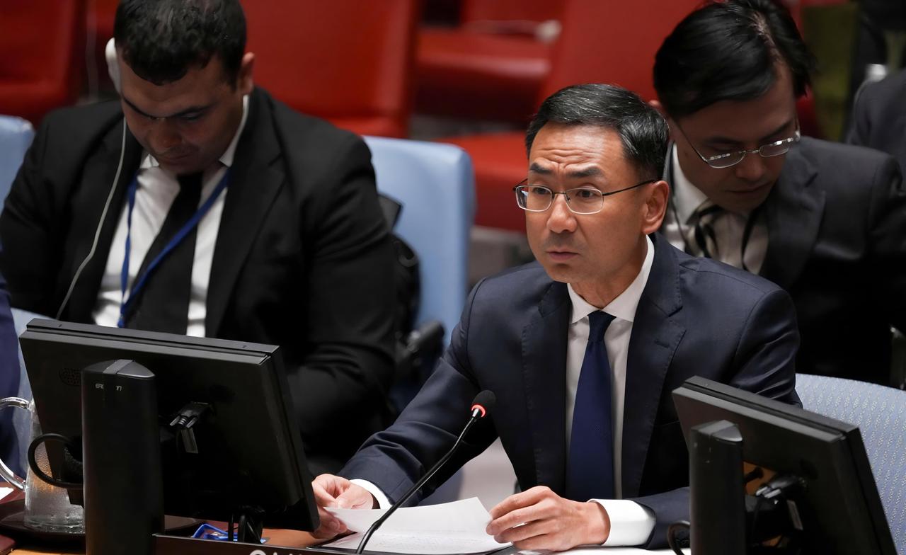 [下雨]中国在联大没说“让美国撤导弹”，但说了一件更让人细思极恐的事：美国正在悄