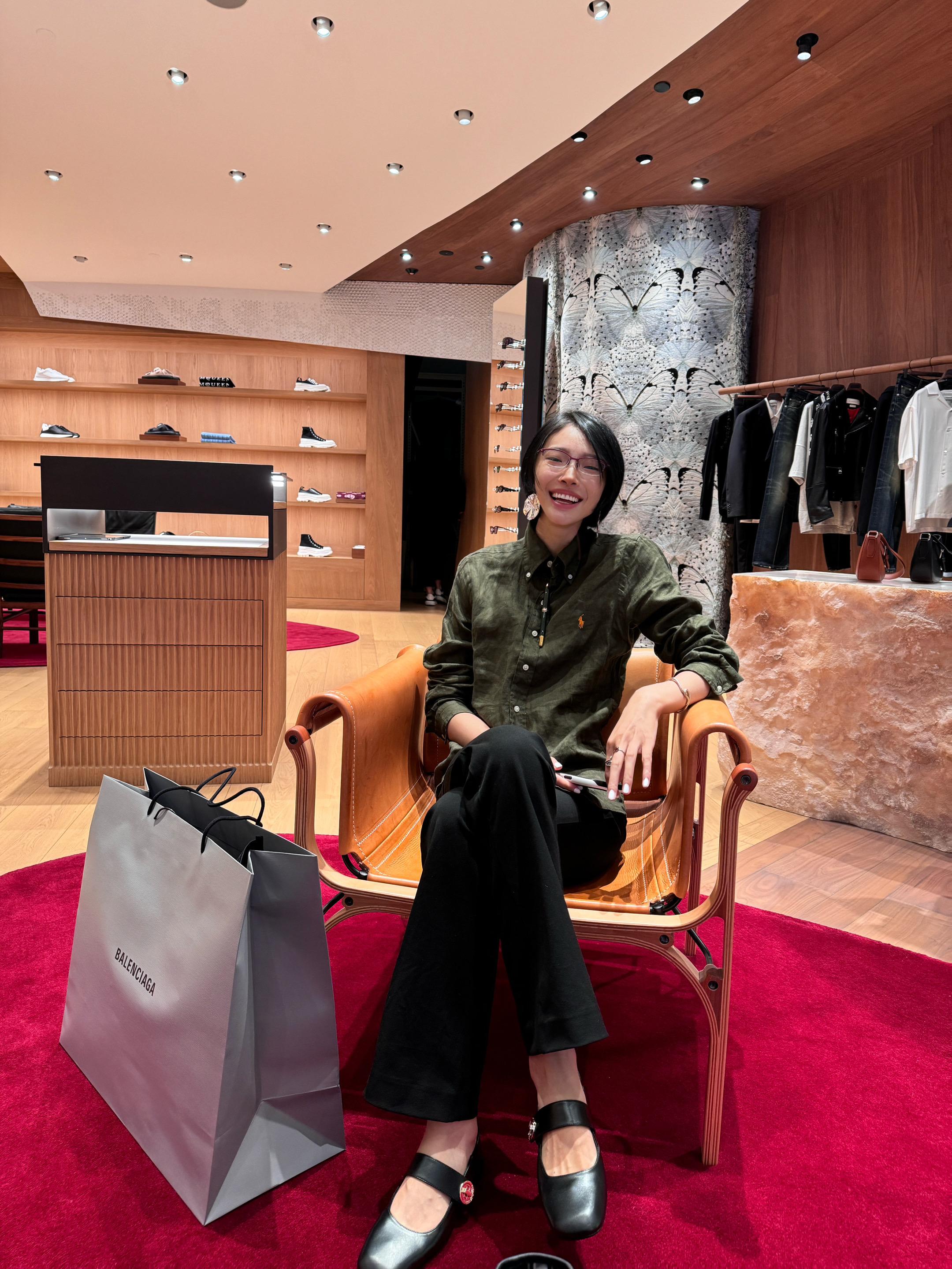 当我觉得自己很没用时就会看看那些做女装的商家。