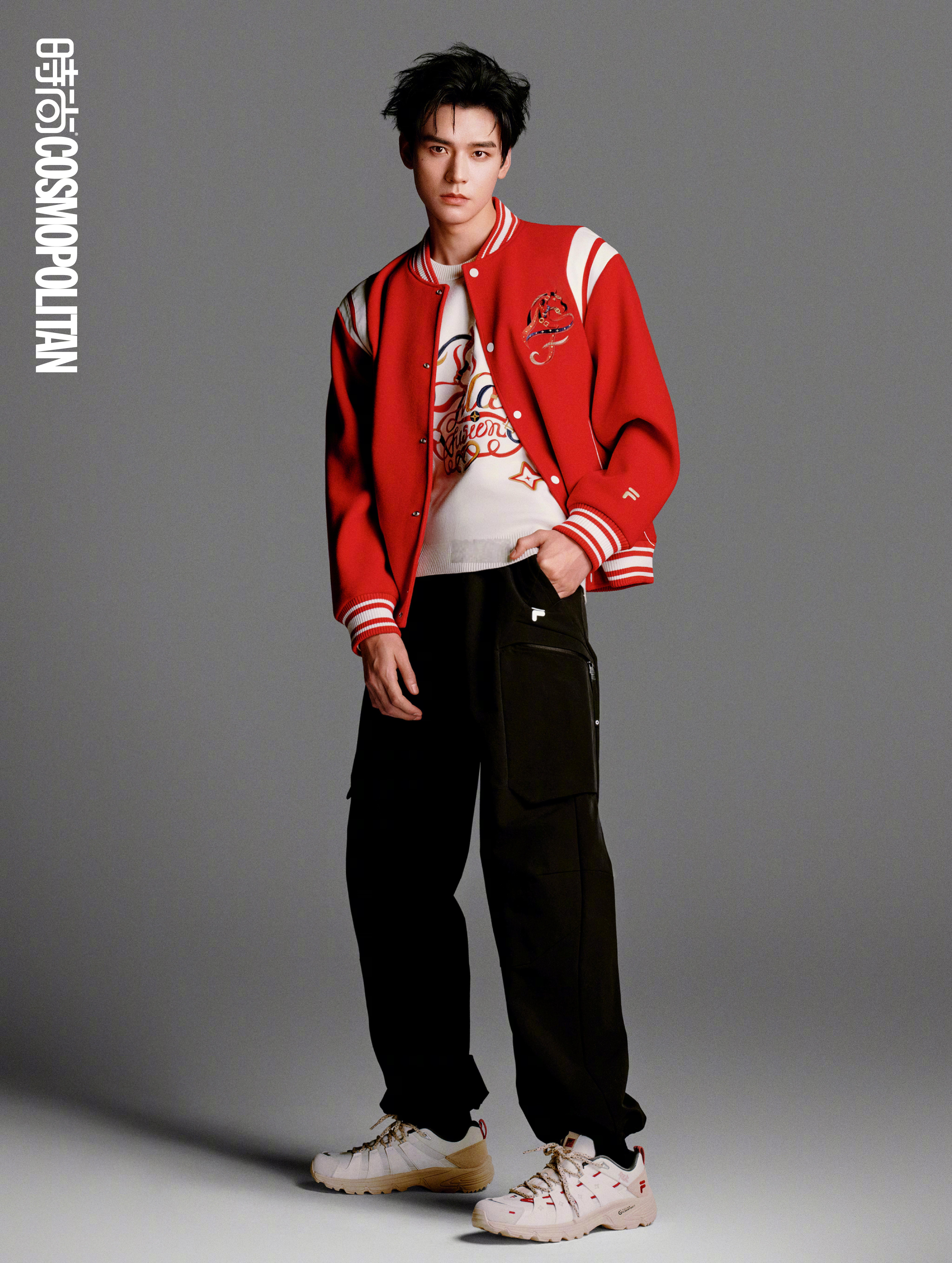 龚俊 × COSMO January 2026时尚 COSMO 一月开年封面预告