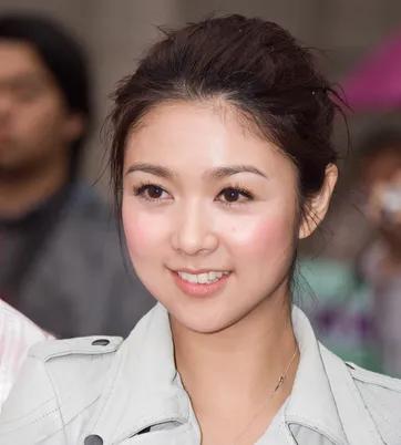 香港音乐才子方大同的微博，概括了他的人生，吃饭写歌薛凯琪。薛凯琪为什么能够让他守
