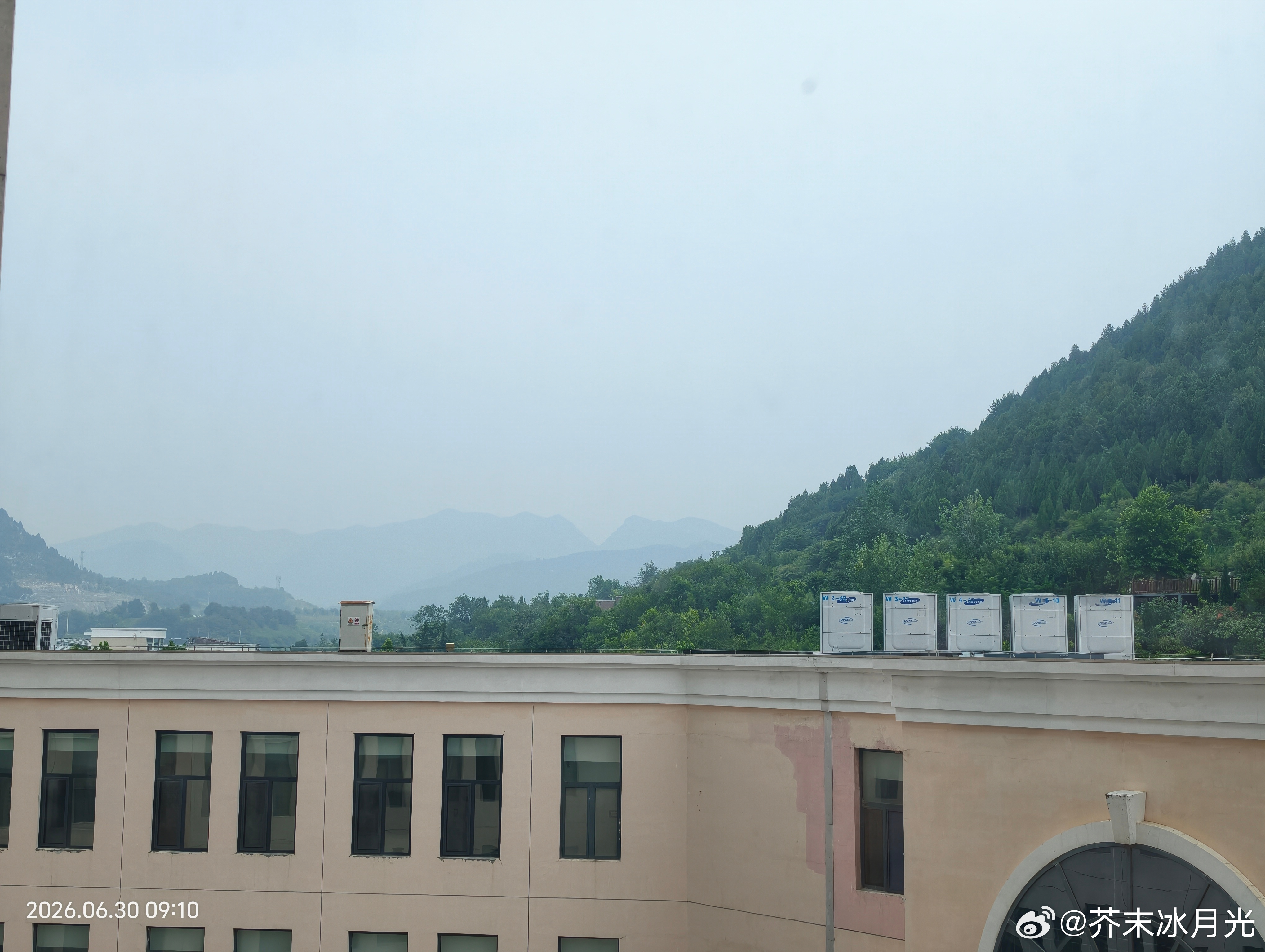 空山新雨后 