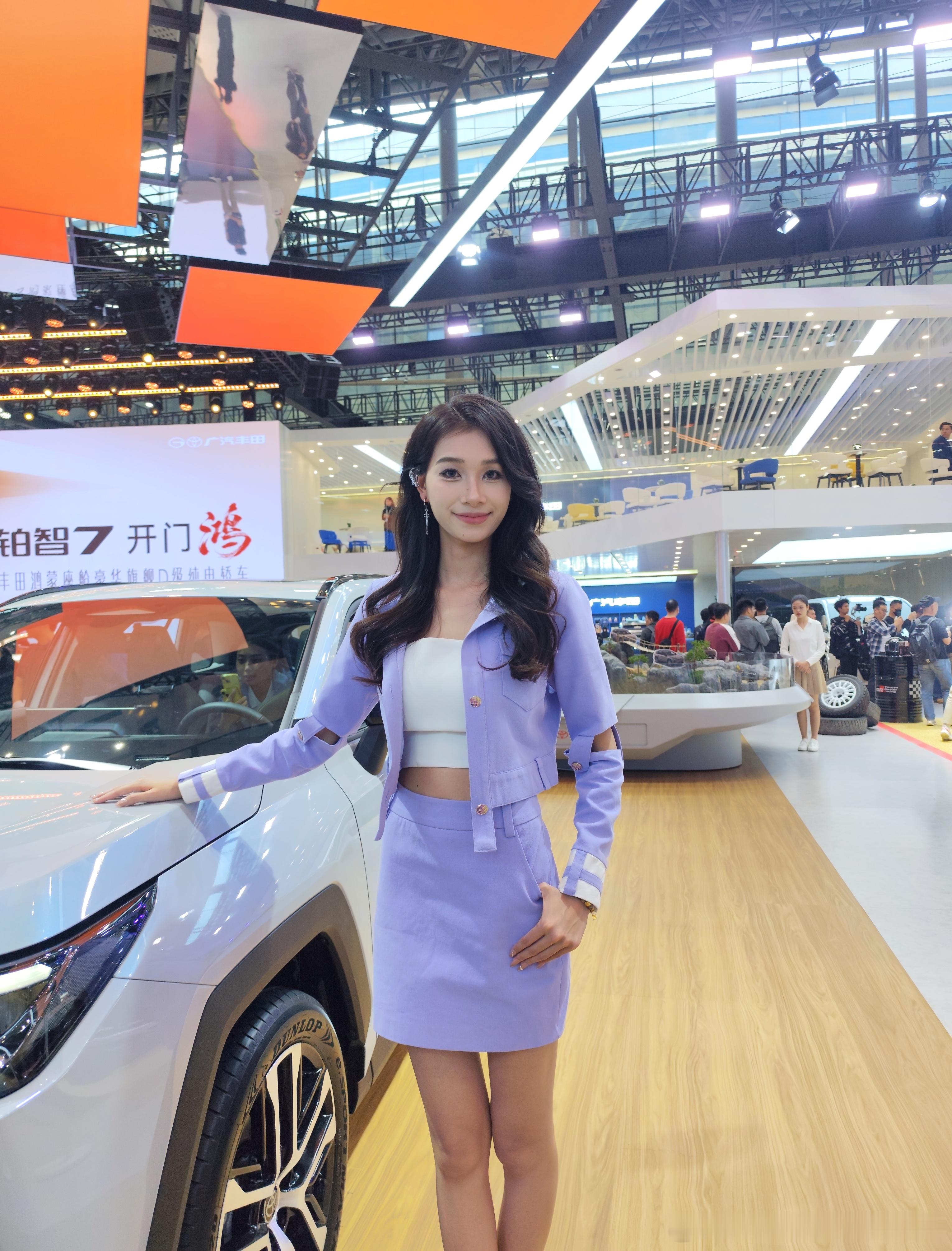 2026年的玩法：周末单程100公里的通勤距离，开轿车90公里到水泥路尽头下道口