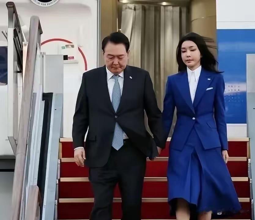 历经180天，韩国终于宣布对尹锡悦的调查结果。这个案件最细思极恐的地方在于，为了