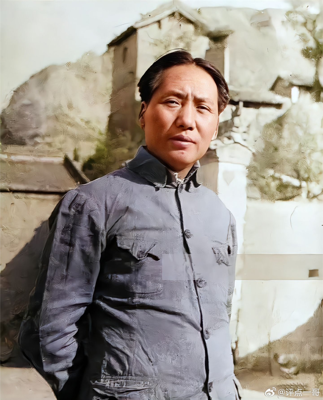 他是伟人，率工农抗倭驱蒋建立新中国，一拳打退美帝十七国联军，立威全球！ 