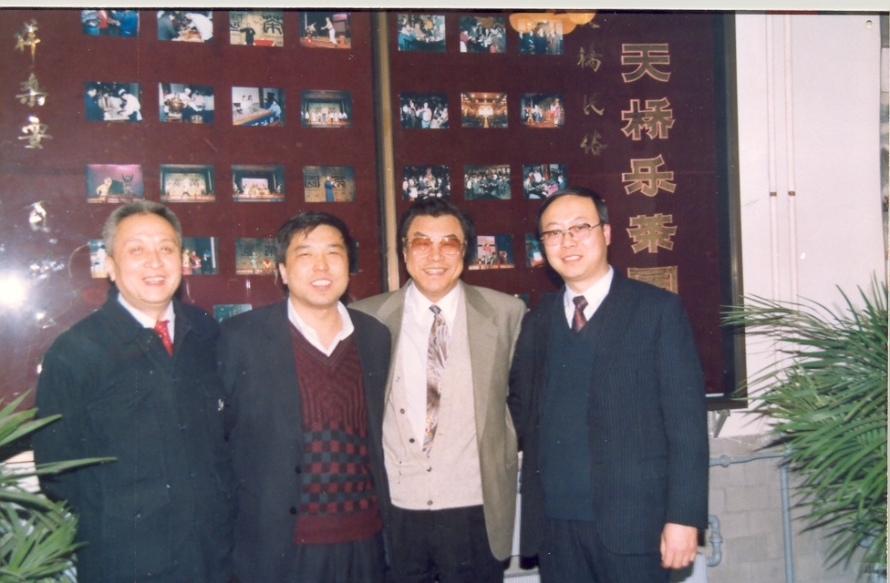 不要加入单位的小圈子