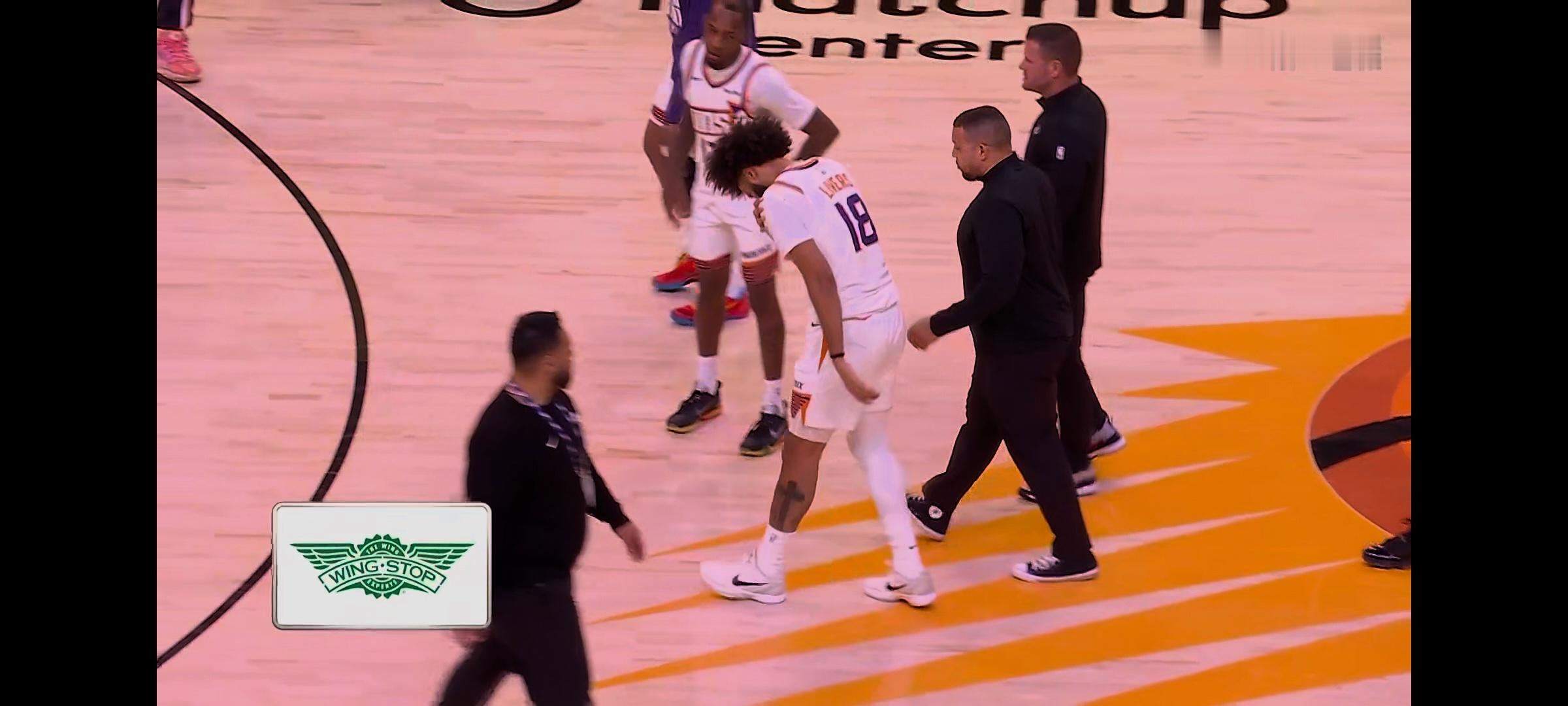 利弗斯的肩膀好像还挺严重的雄鹿太阳交易勇士vs太阳