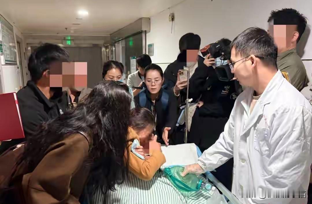 看到28岁国家一级运动员颜剑波突发脑出血，10月30号离世的新闻时，我最先感受到