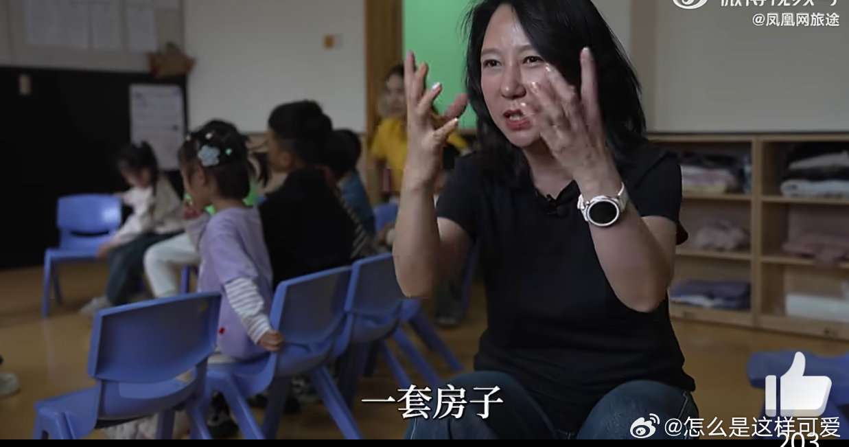 河南一康复中心28年收上万名听障儿童年幼孩子承受听力障碍的病痛，妈妈满心期许，只