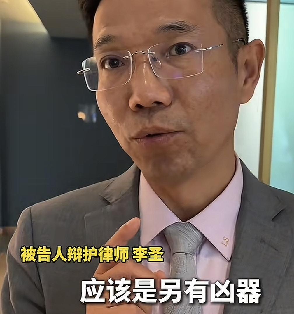 山西长治的狗咬人被摔死，狗主人持械上门讨说法遭反杀案，又有隐藏的细节被披露！
这