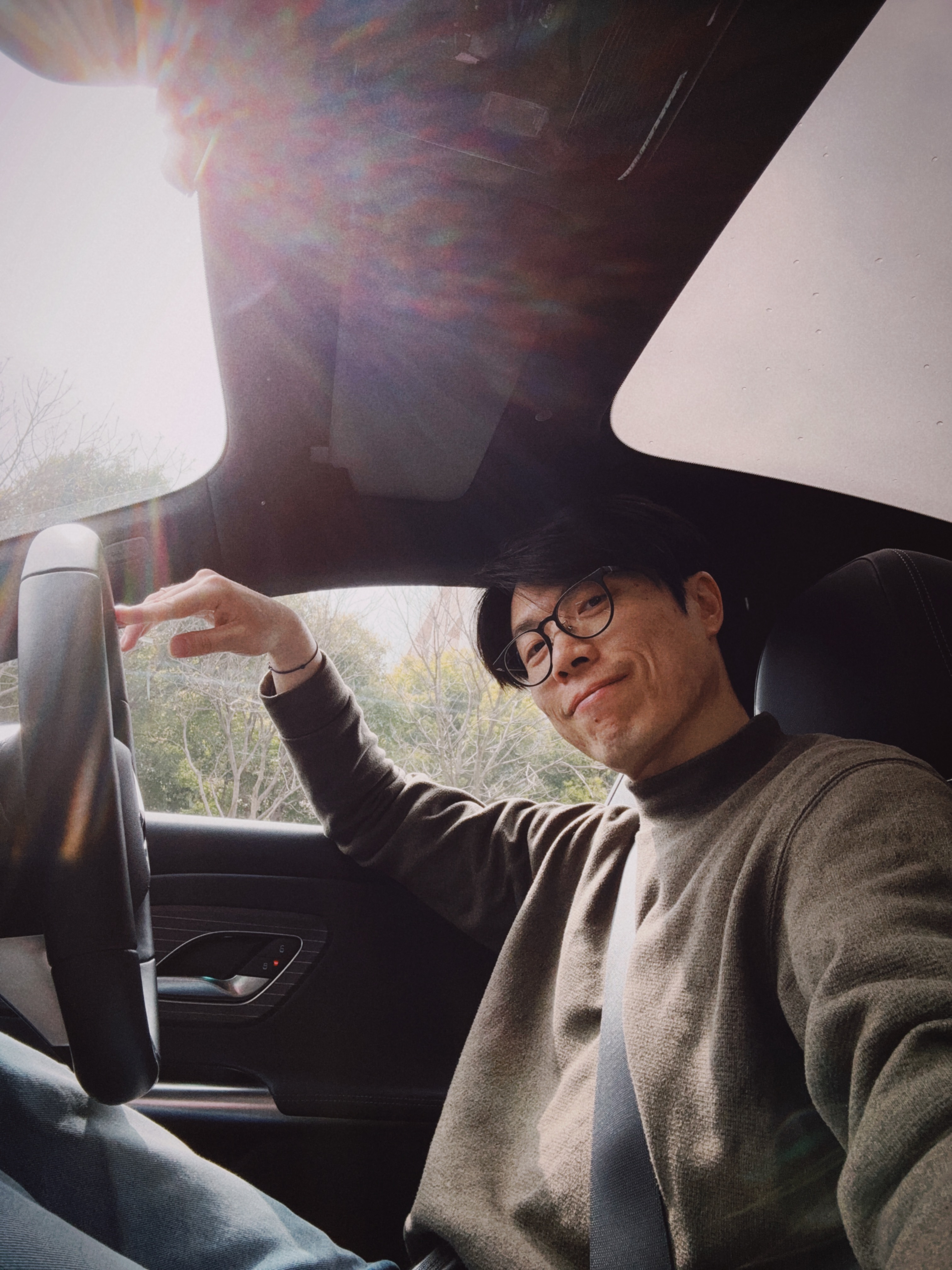 今日阳光真好。特种兵跑趟上海！ 