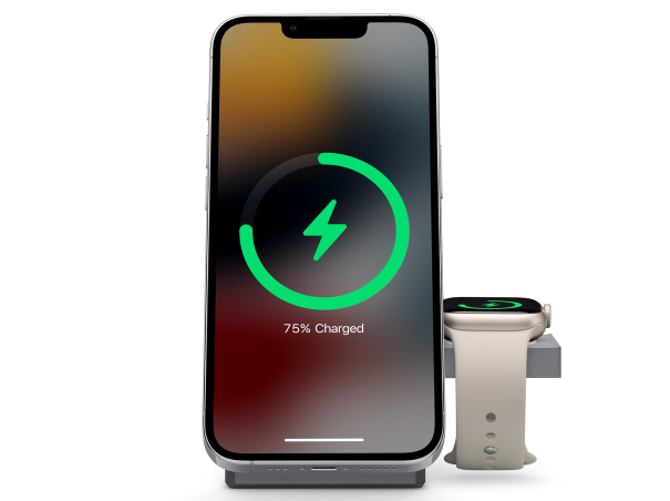 #iPhone充电切勿放枕头下# 睡觉盖过被子的朋友都知道棉花这些属于保温设备，