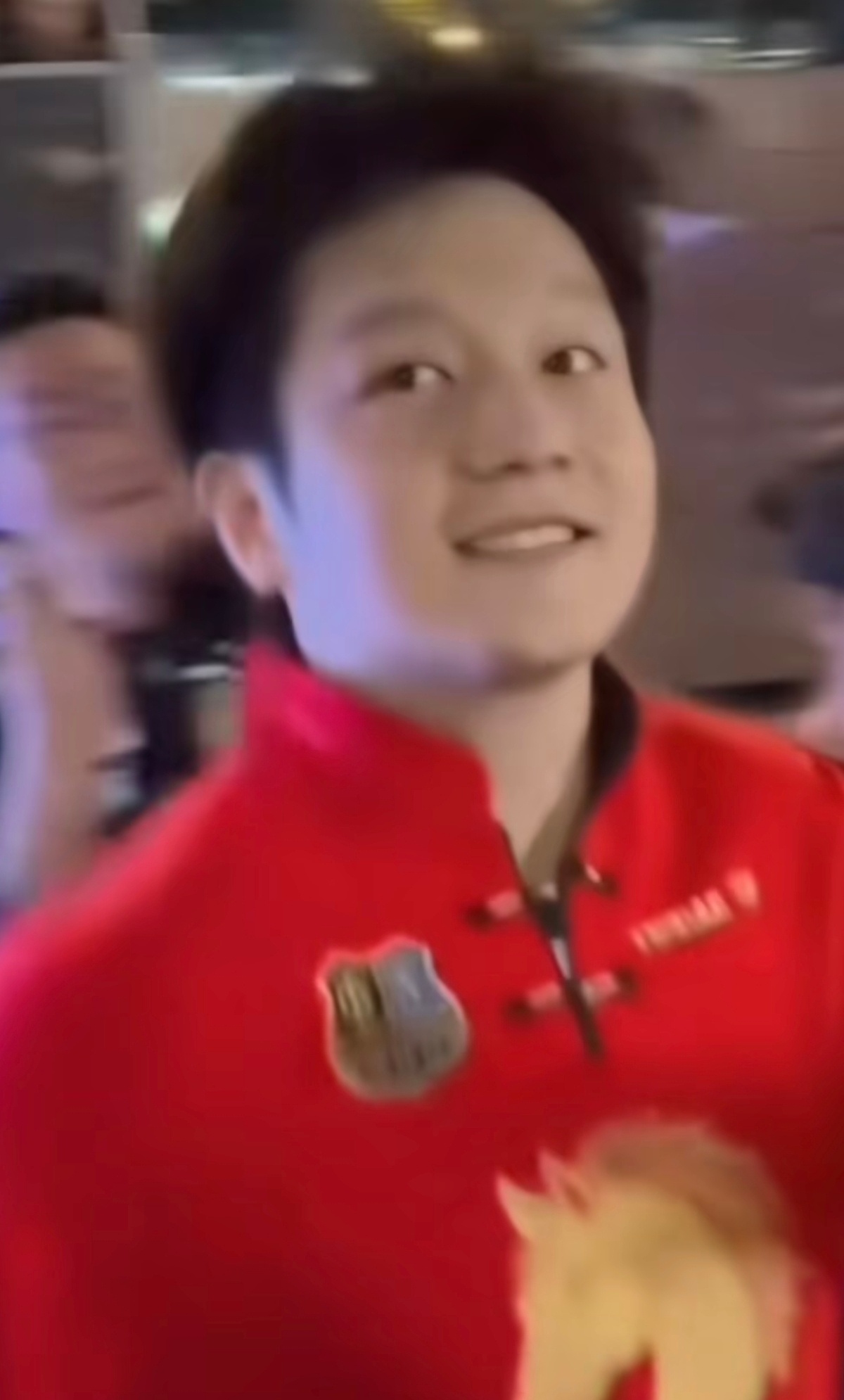 虽然画质糊点但是糊到我心里去了 