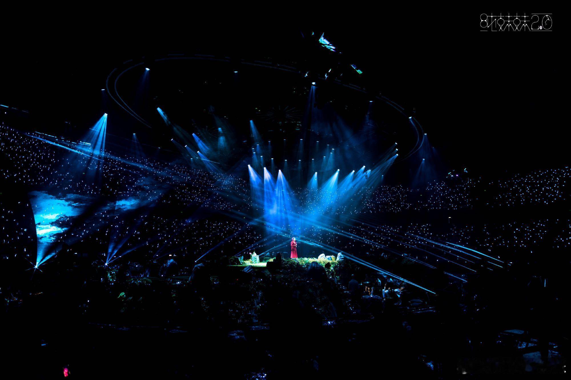 单依纯纯妹妹郑州站 让我们一同期待纯妹妹今晚在郑州的舞台上展现才华，感受她与音乐