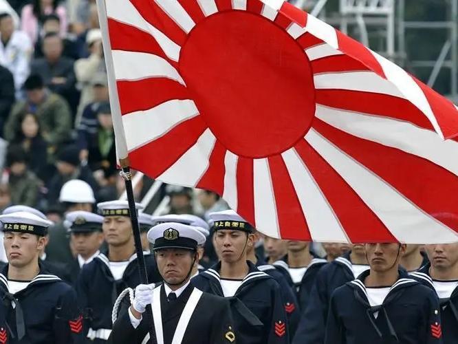专挑7月7日放出消息，日本提出 “新型防御方式”，党内元老直言：纯属文字游戏。