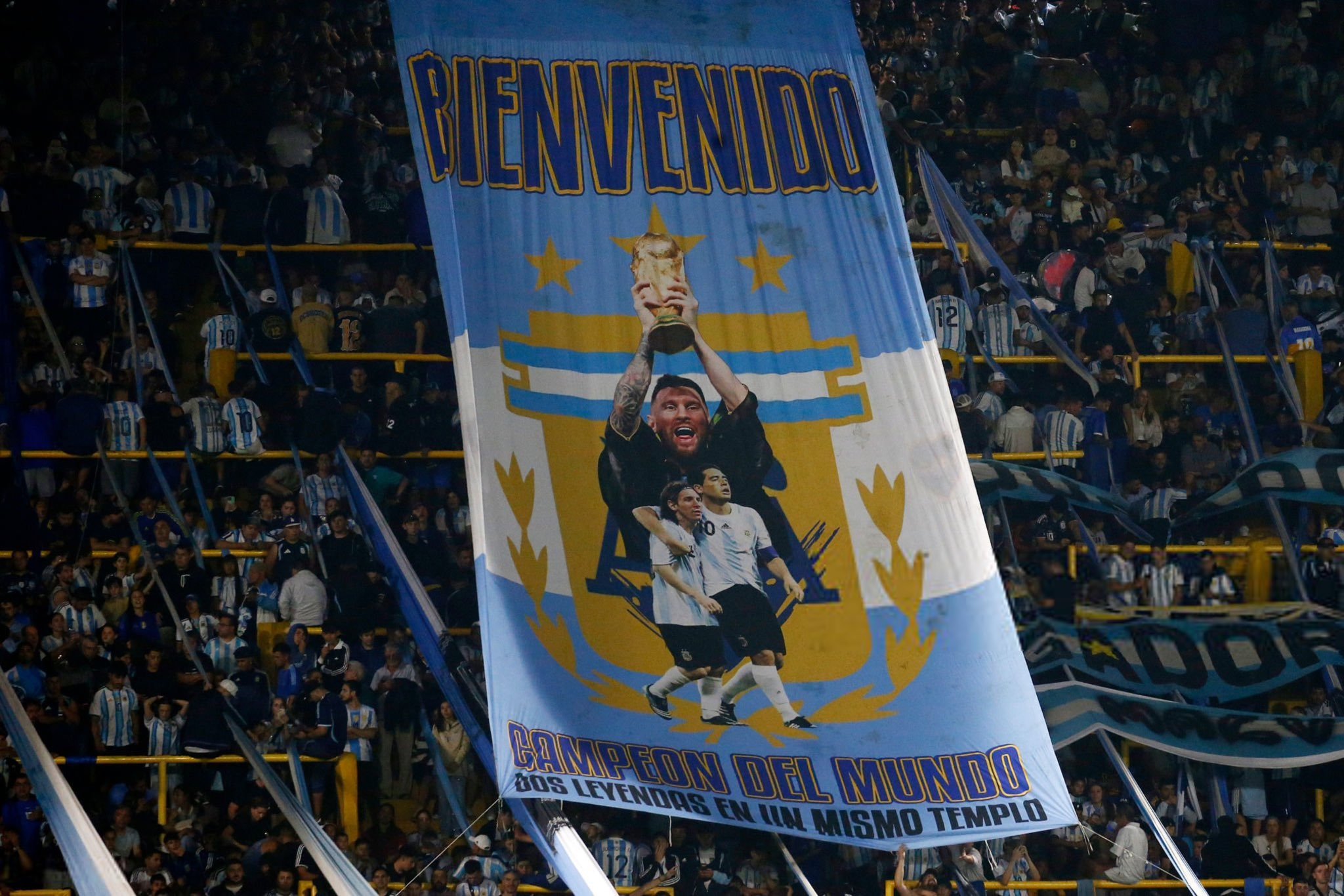 糖果盒球场的球迷们热烈欢迎梅西的到来🩵梅西阿根廷vs毛里塔尼亚