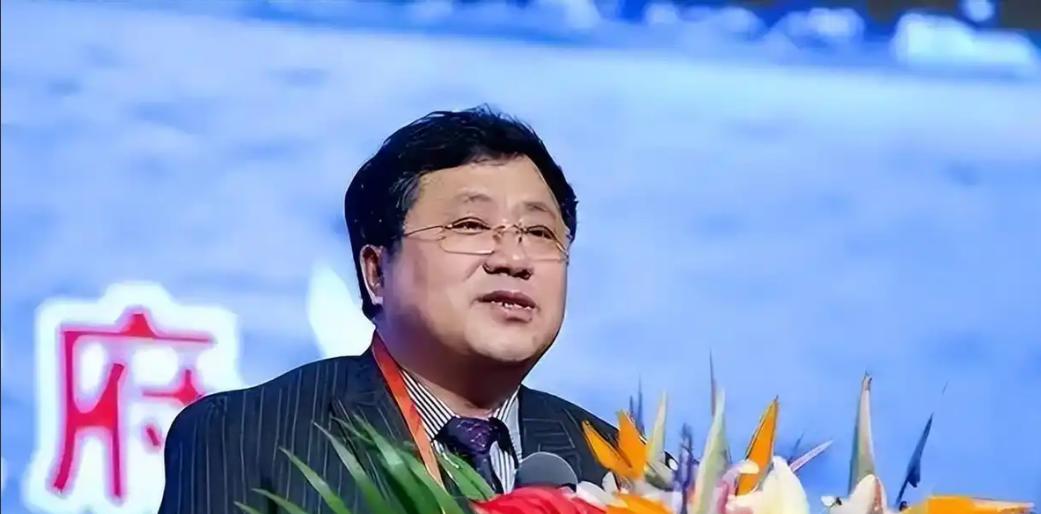 在所有招摇撞骗的案件里，赵锡永绝对是最颠覆大众认知的一个。他冒充中央高官游走四省