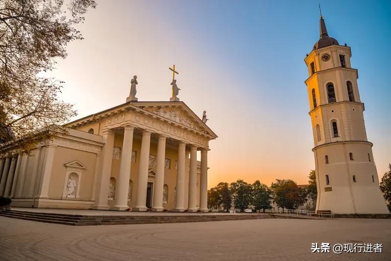 立陶宛总理鲁吉涅内近日公开承认，允许台湾地区设立所谓代表处是重大决策失误，这一错