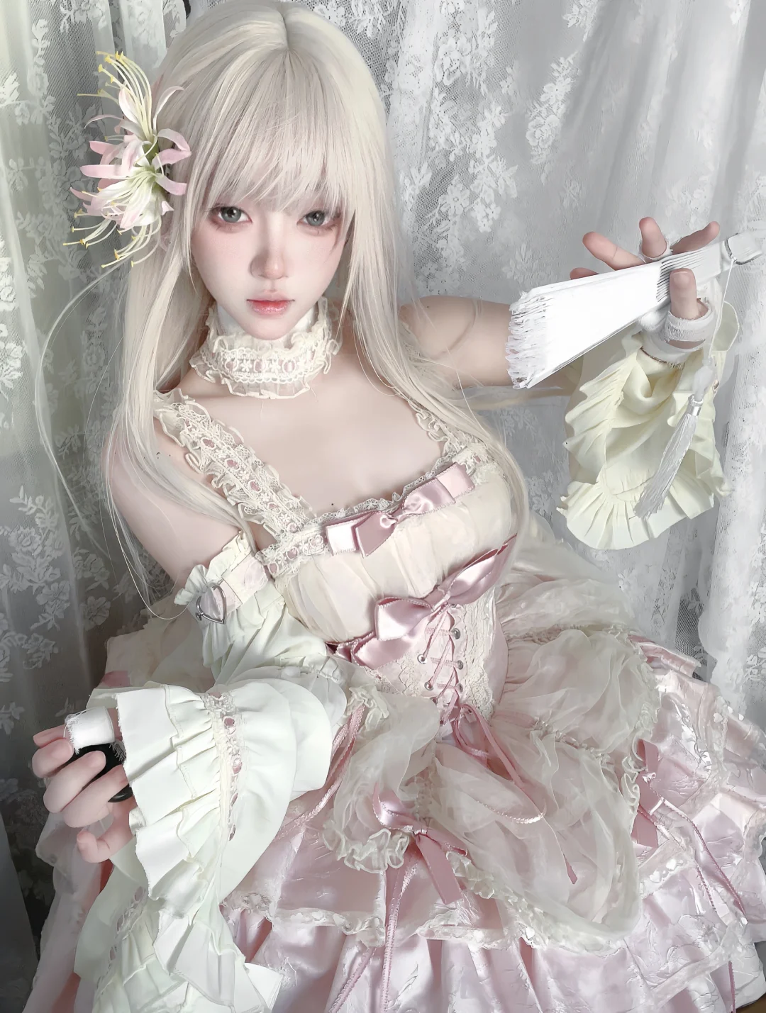 腕下的血管是上帝为我们牵的红线