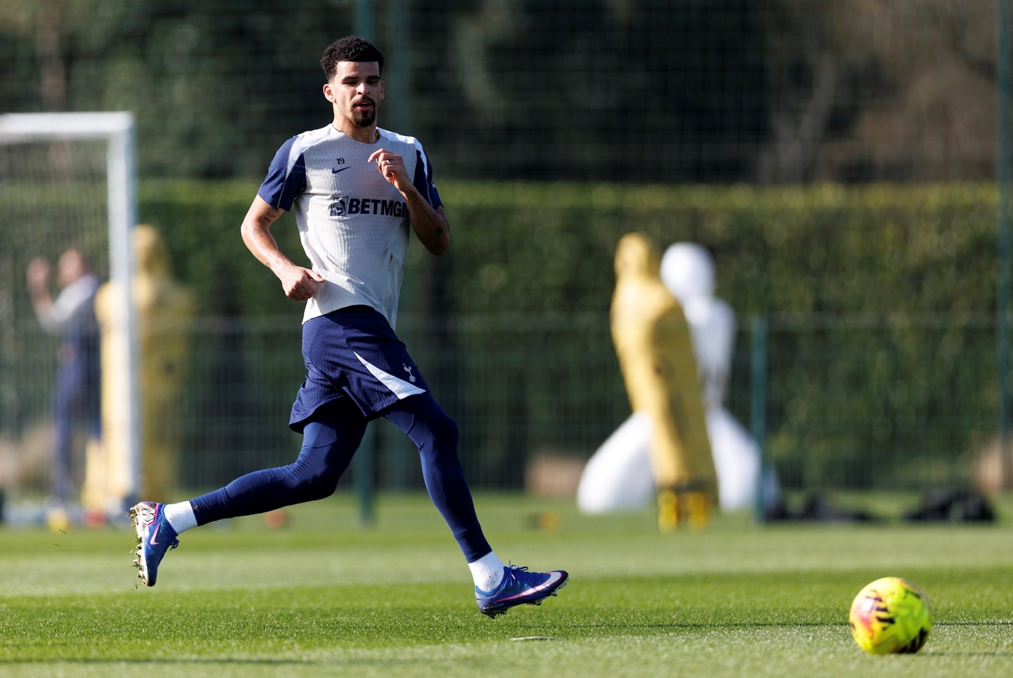 📸 备战富勒姆 