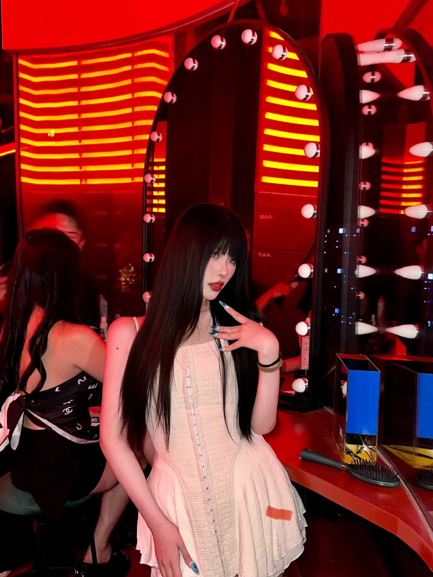 晚上好 有什么倒忙需要我帮的。