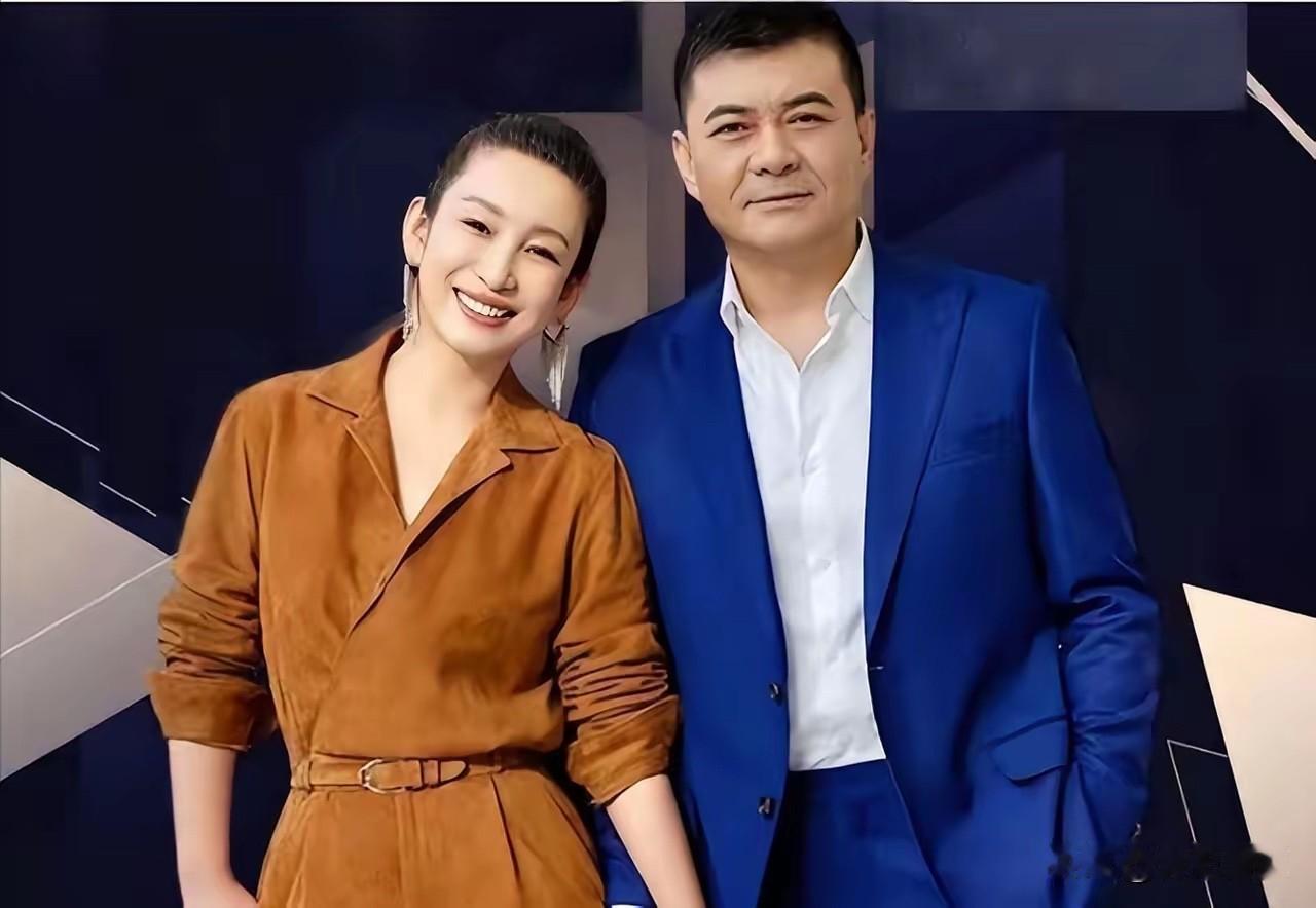 2011年，王新军让秦海璐做他女朋友，秦海璐说：你有老婆孩子，难道想婚内出轨？结