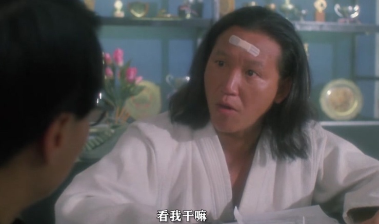趁着赢球再吐槽几句，其实这两年看球已经很佛系了，本身不爱和人争吵，因此微博也逐渐