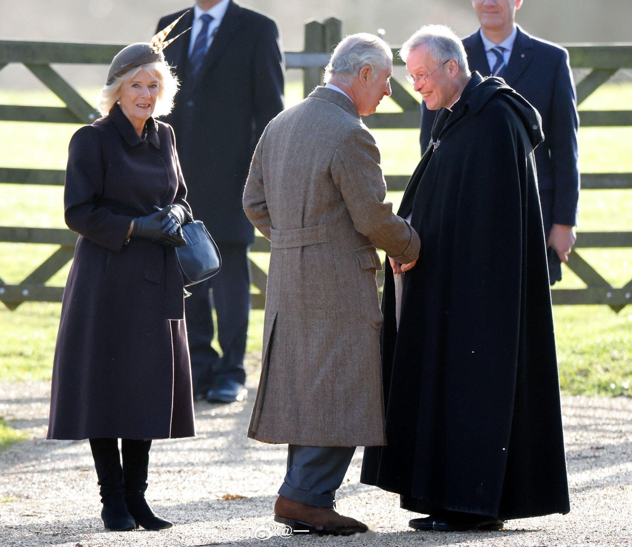 英国王室  那些年，查尔斯三世在诺福克郡参加过的新年教堂礼拜活动⛪自从2022年