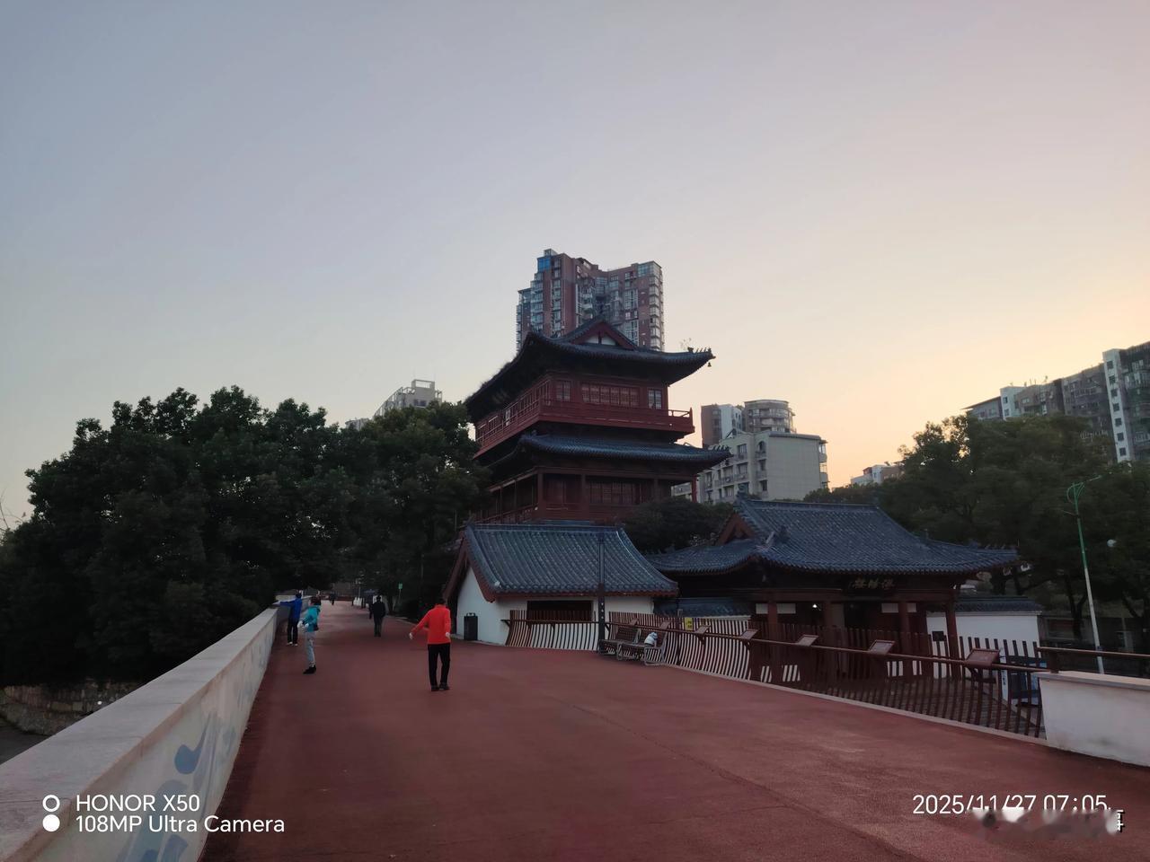 鸿蒙2025年度先锋体验11月27日《浔阳楼》下晨练打卡