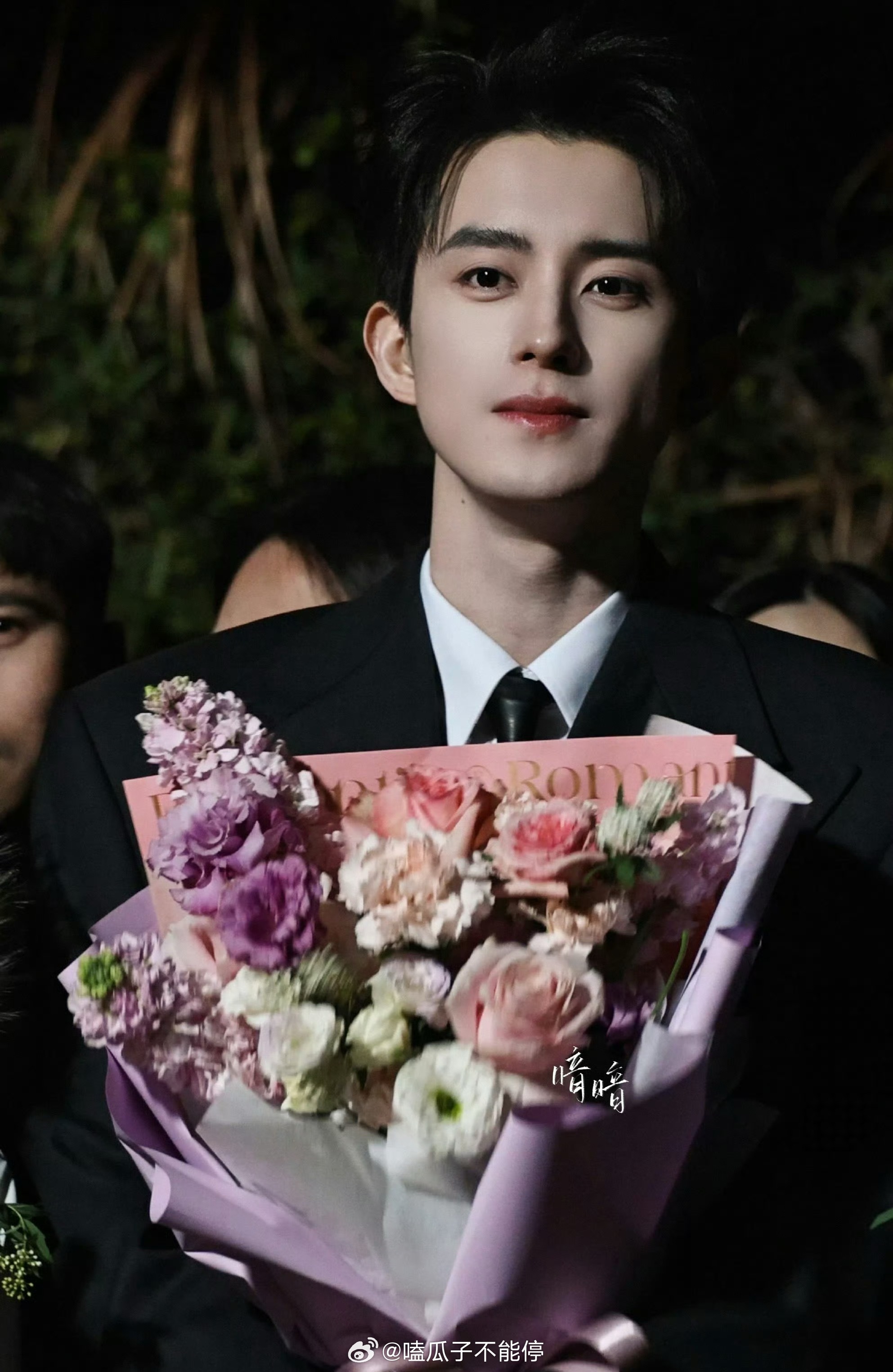 敖瑞鹏不二之臣杀青了，感觉拍得好快啊！好帅