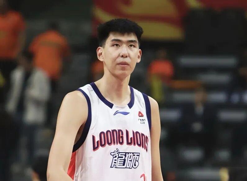 CBA最新消息：据知名篮球记者报道，广东男篮与广州男篮已经协商就徐昕租借合同解除