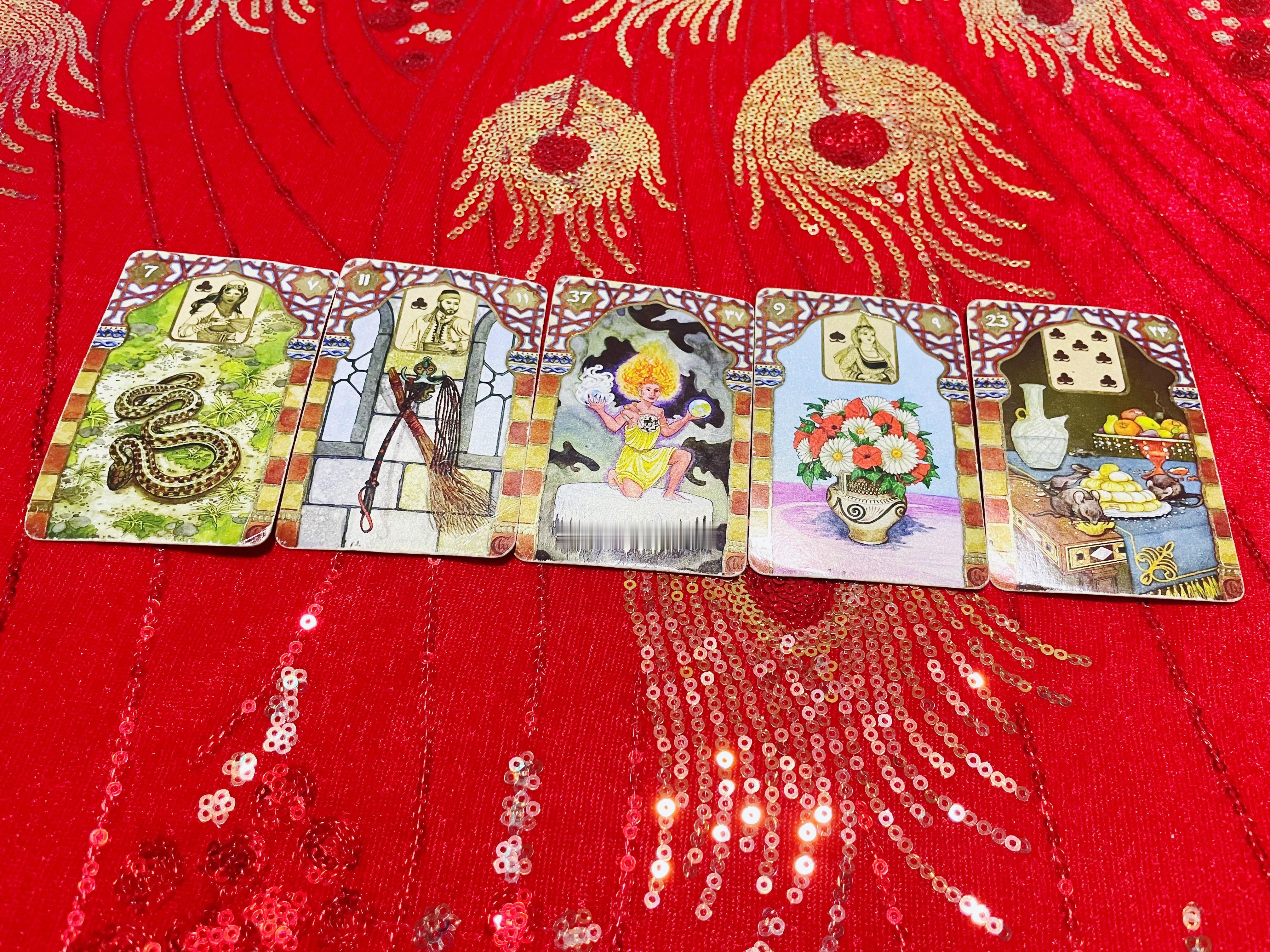 我问我的牌：明天我有什么开心的事？牌说：明天你可以吃到你想念已久的鳗鱼饭了！……
