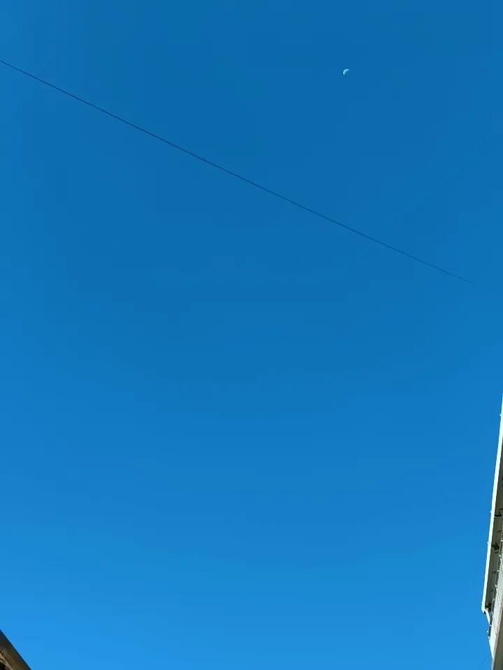 可以分享一张你拍的天空美照吗分享随手拍的天空…