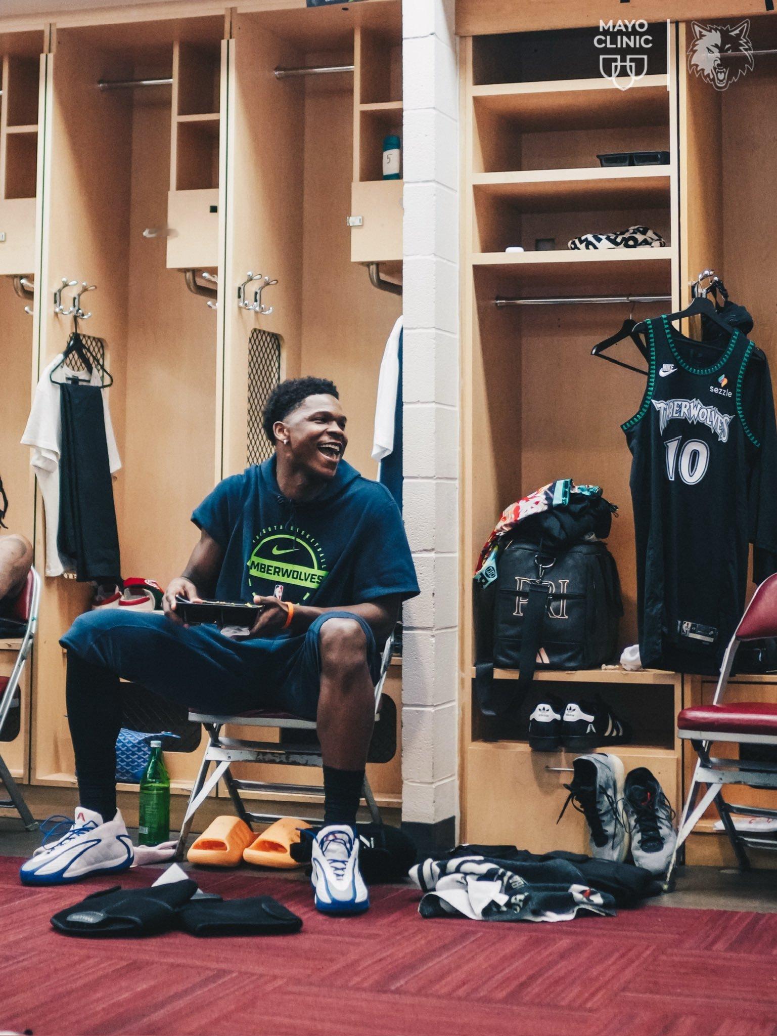 爱德华兹复出！ 