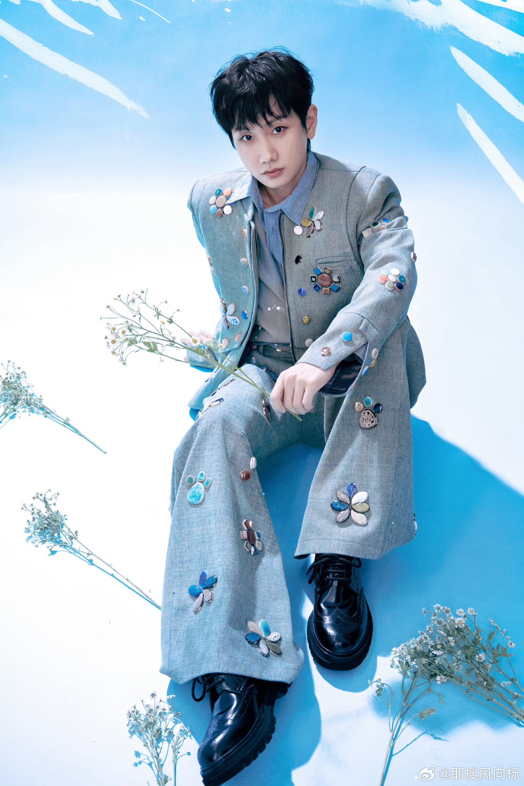 汪苏泷捐赠100万元汪苏泷方捐款了100万港币驰援香港，并对在此次火灾中不幸罹难