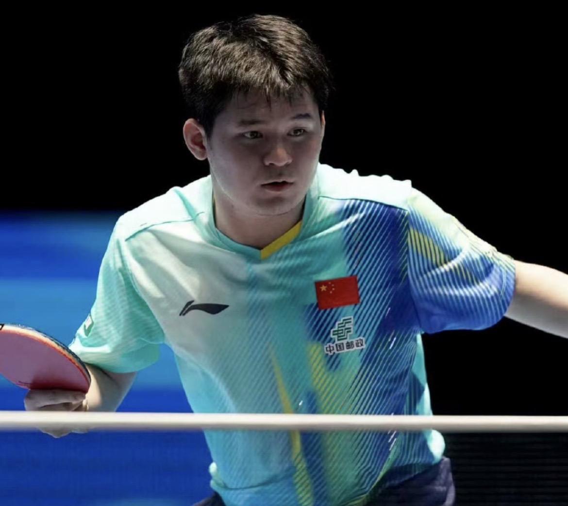 海口亚洲杯男单1/4决赛
林诗栋🇨🇳3-4户上隼辅🇯🇵【11-9，9-1